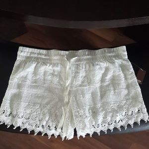 No boundaries crochet shorts